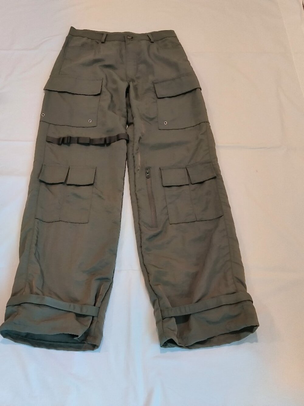 Forever 21 olive green utility cargo pants size L